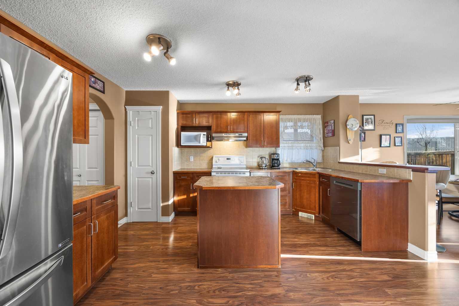 67 Evansmeade Crescent NW