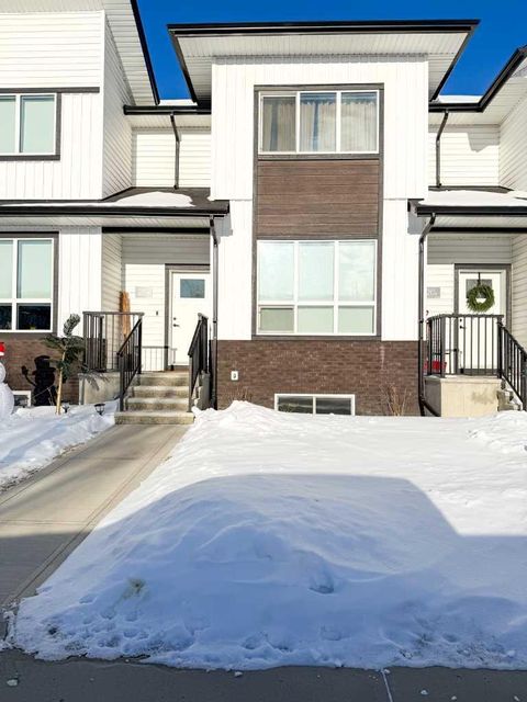 20 Evergreen Way D Red Deer AB T4P 3H1