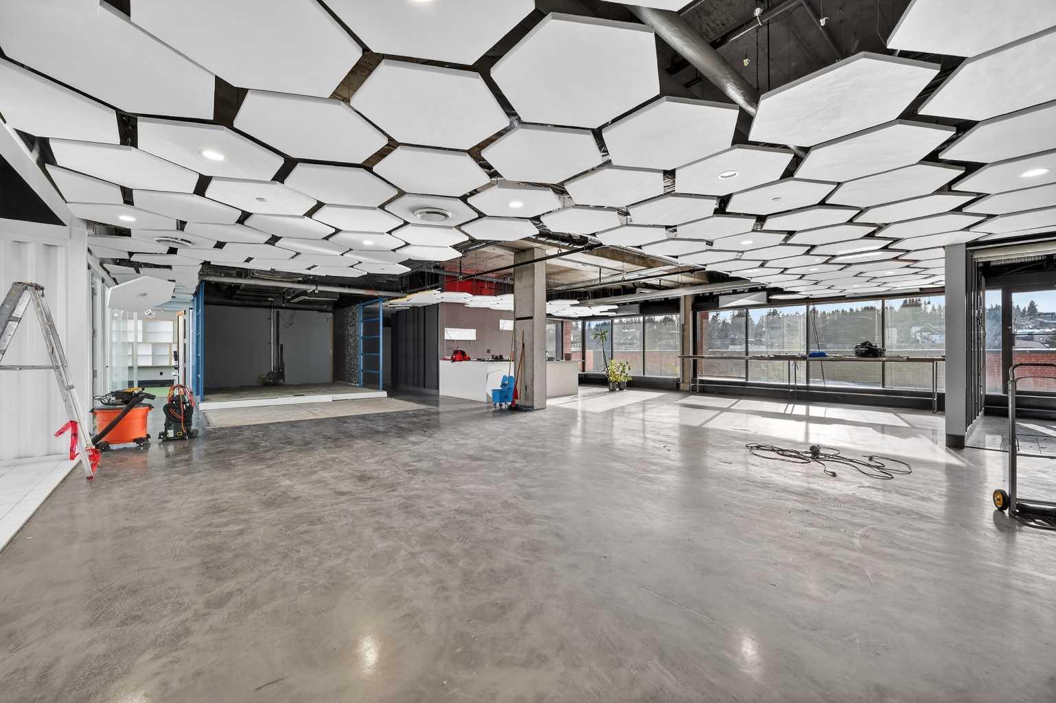 1109 17 Avenue SW 400