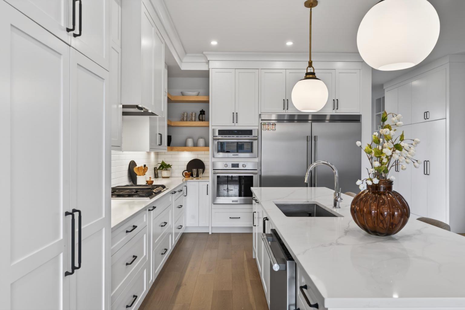 2506 20 Street SW