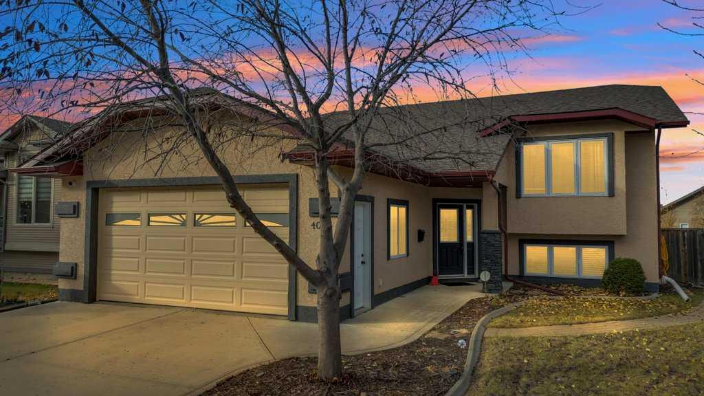 4026 40 Street Close