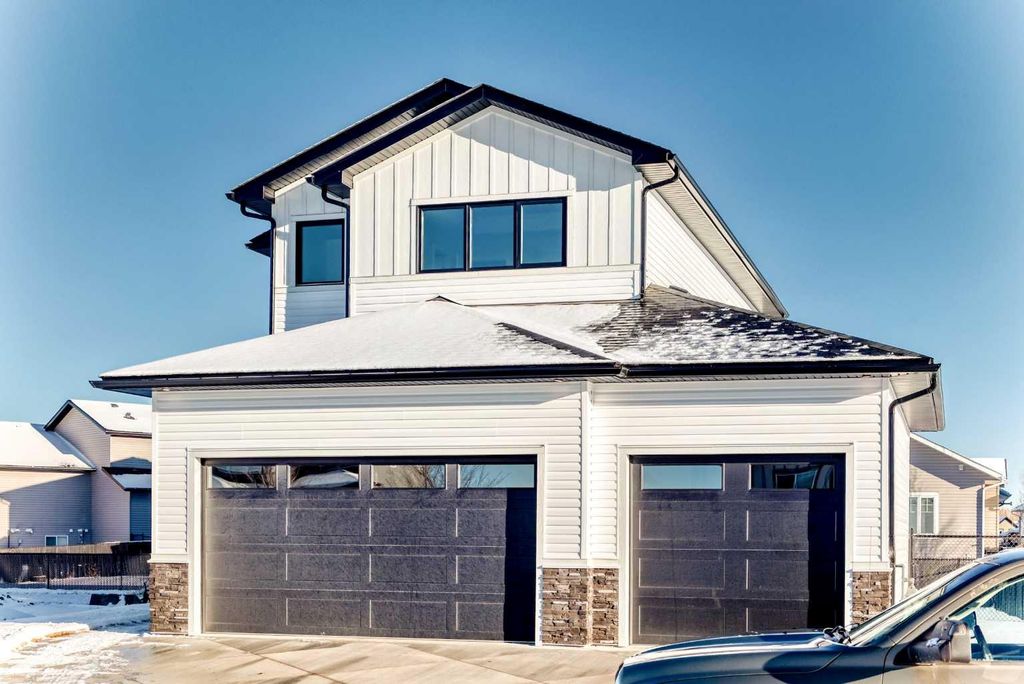 Photo of 27 Williams Avenue, Olds, AB T4H 0G1 (MLS # A2292742)