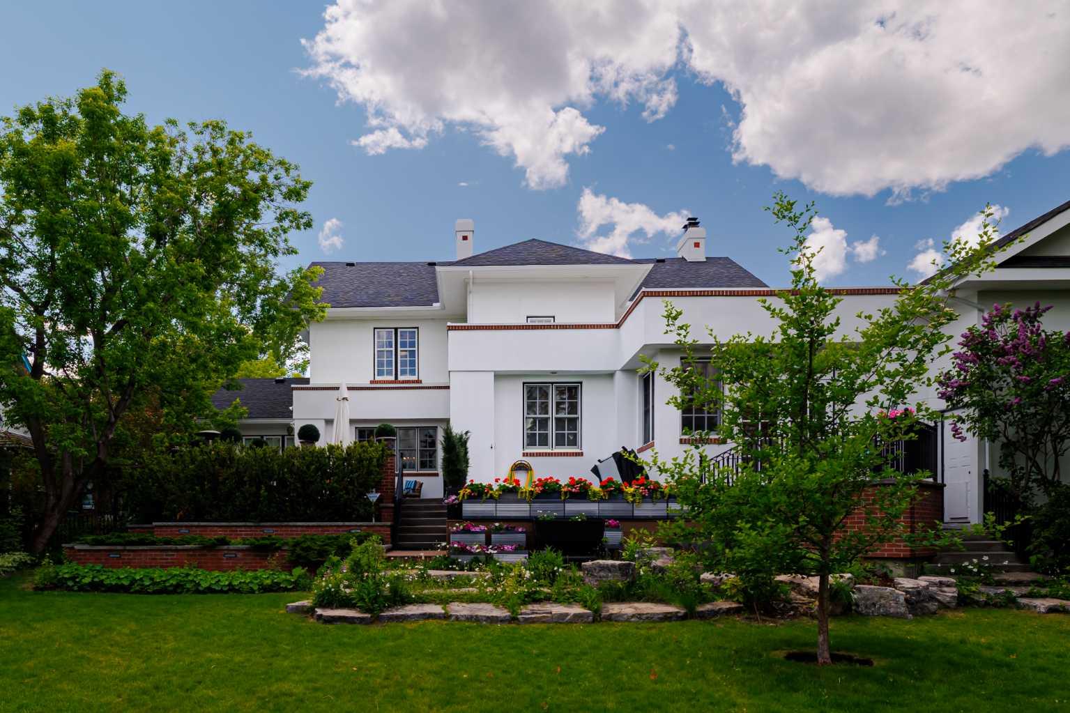 320 Scarboro Avenue SW