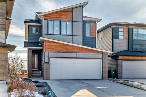 Photo of 20 Walden Green SE, Calgary, AB T2X 0Z4 (MLS # A2299831)