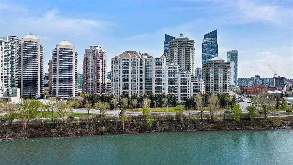 1108 6 Avenue SW 1707