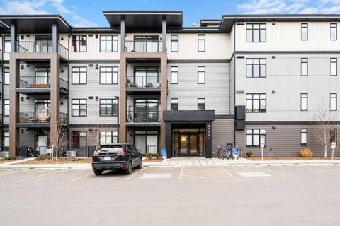 200 Seton Circle SE 4314 Calgary AB T3M 3P7