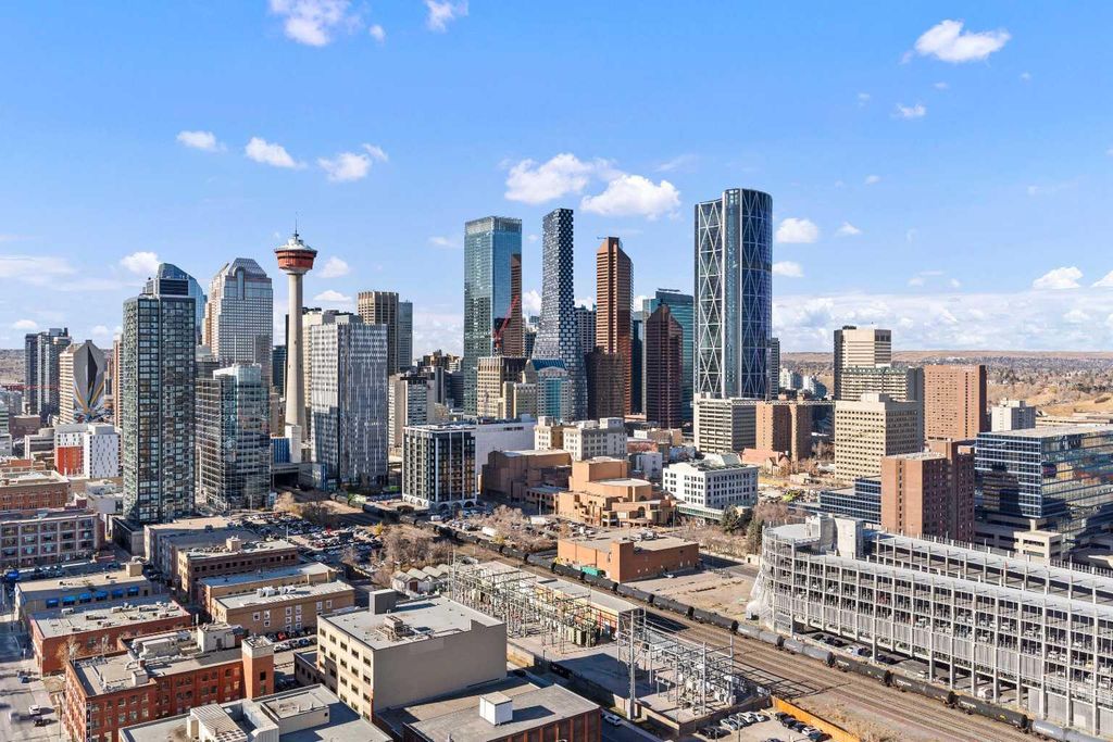 Photo of 433 11 Avenue SE #2901, Calgary, AB T2G 0C7 (MLS # A2295795)