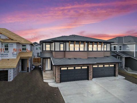 471 Kinniburgh Loop Chestermere AB T1X 3C2