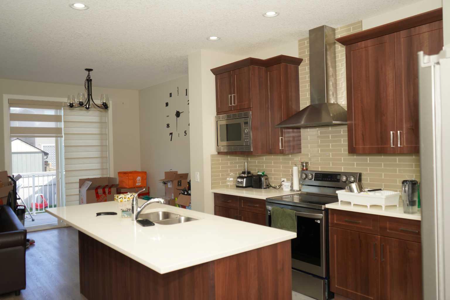 40 Red Sky Common NE