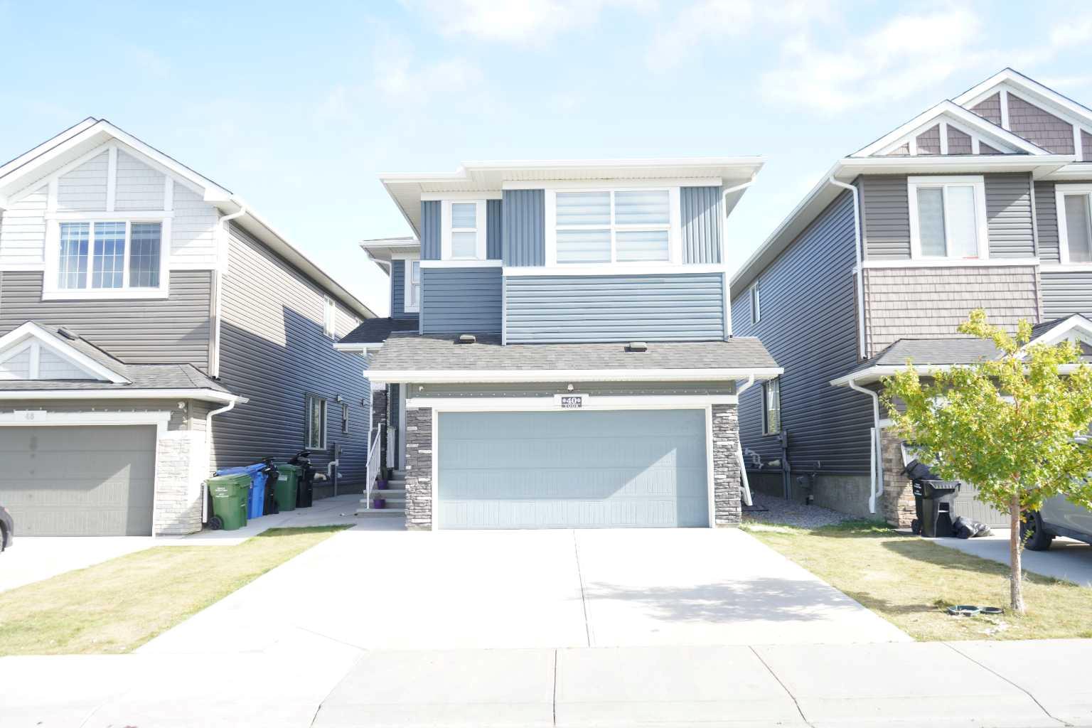 40 Red Sky Common NE