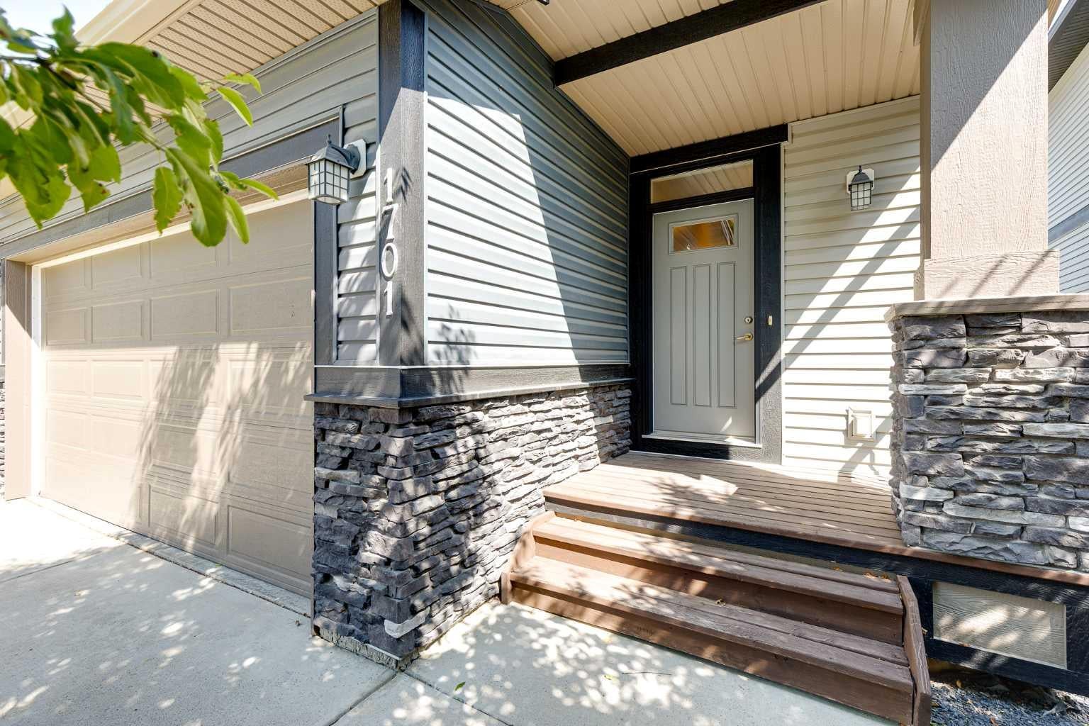 1086 Williamstown Boulevard NW 1701