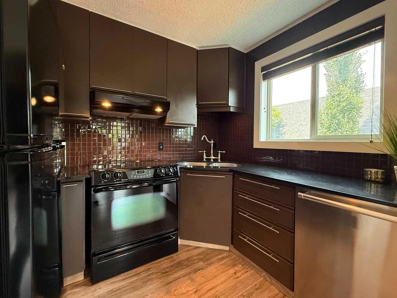 808 Royal Avenue SW 314