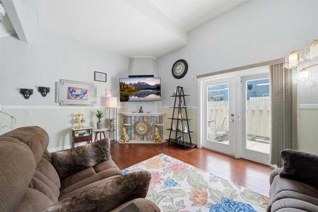 919 38 Street NE 904