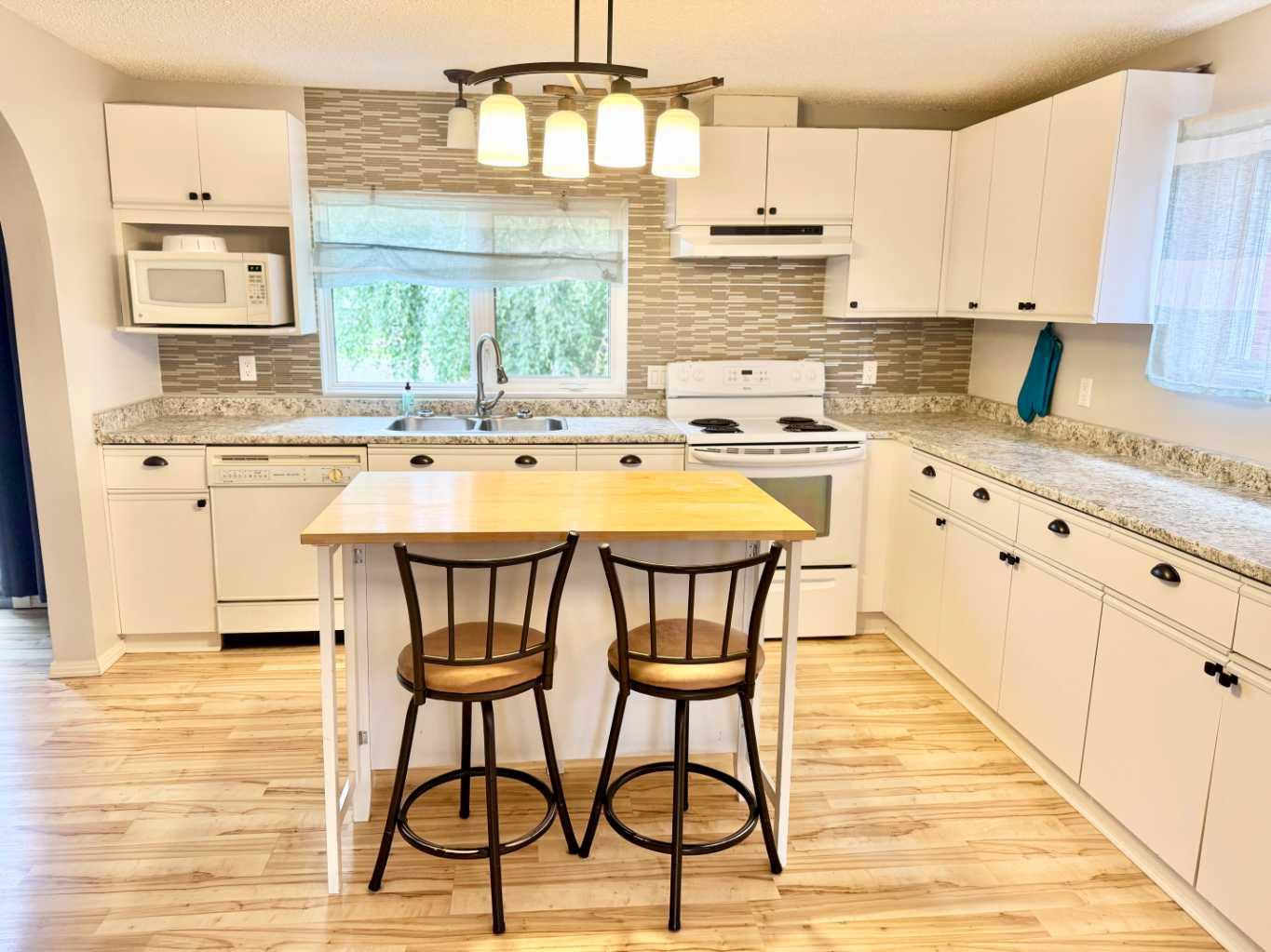 107 Central Avenue S.W.