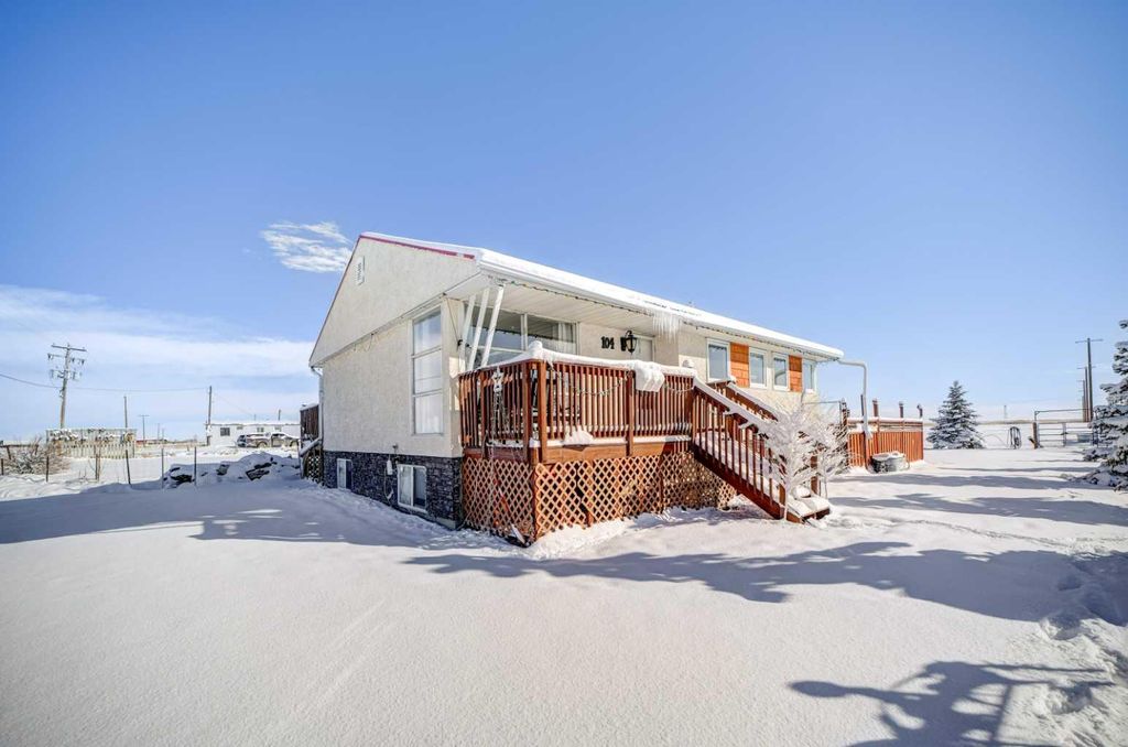 Photo of 109 Argyle Street, Granum, AB T0L 1A0 (MLS # A2293806)
