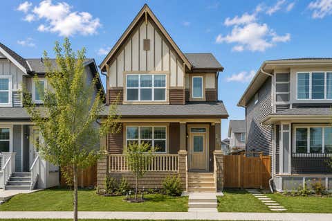 Photo of 267 Sundown Road W, Cochrane, AB T4C 2R3 (MLS # A2305883)