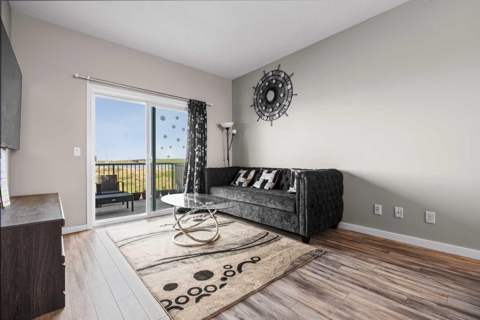 98 Copperstone Villas SE