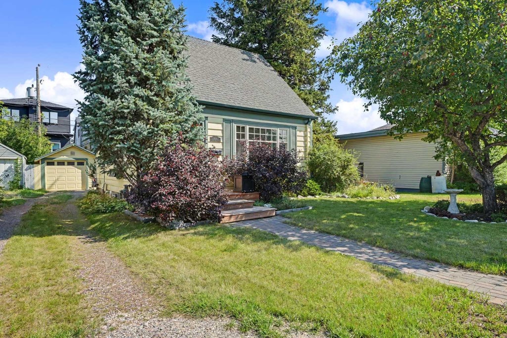 Photo of 434 19 Street NW, Calgary, AB T2N 2J1 (MLS # A2350391)