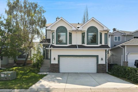 Photo of 219 Hidden Valley Place NW, Calgary, AB T3A 4Z5 (MLS # A2262356)