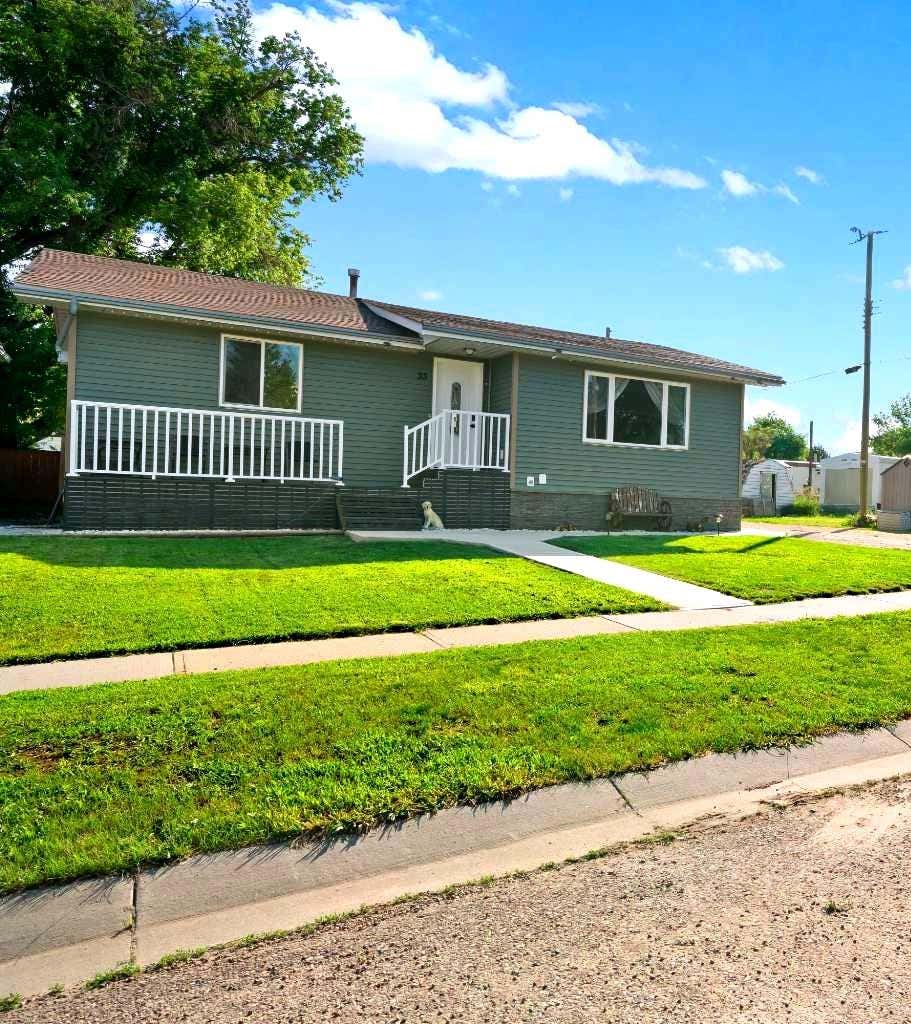 Photo of 33 3 Avenue E, Tilley, AB T0J 3K0 (MLS # A2333511)