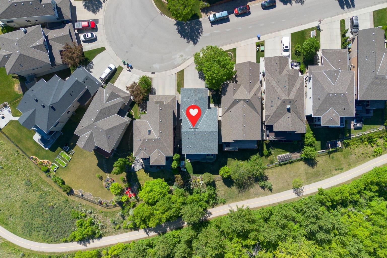 382 Tuscany Ravine Road NW