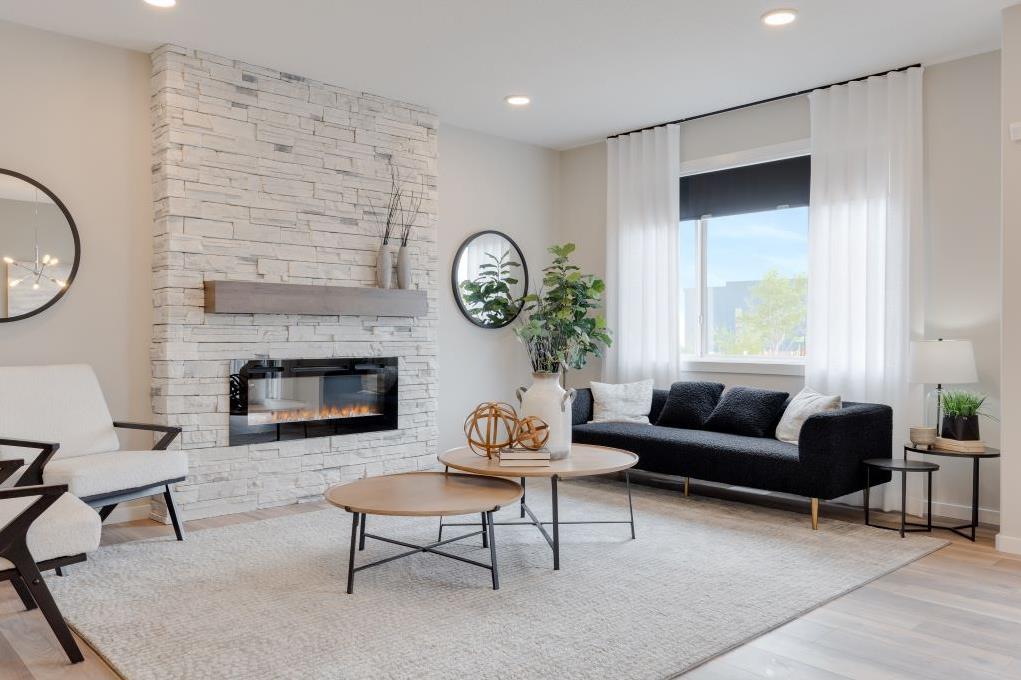 243 Mallard Grove SE