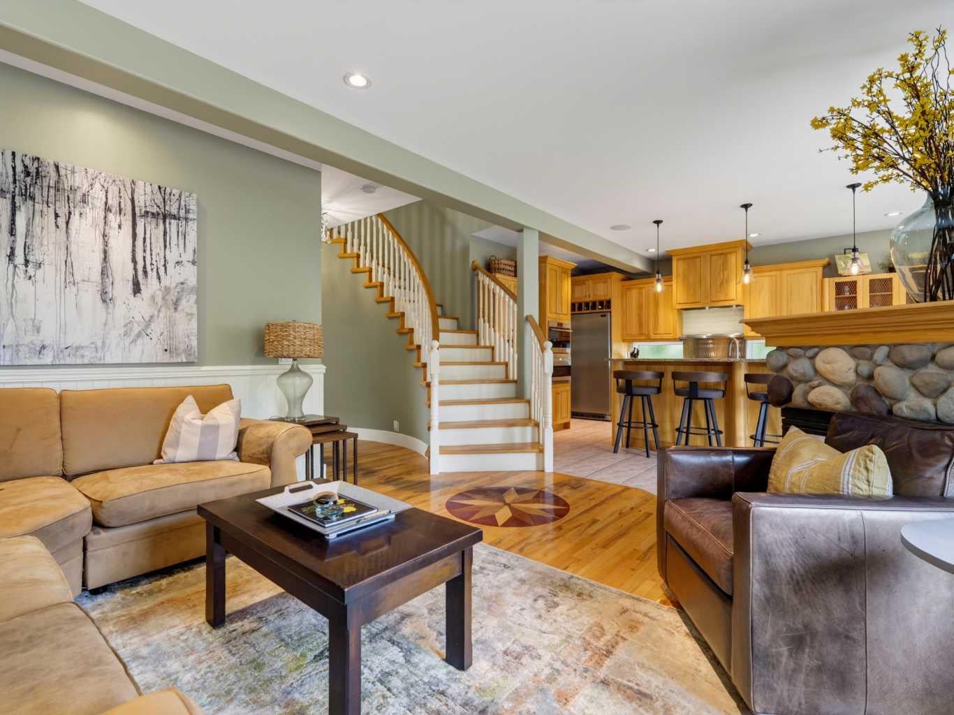 126 West Terrace Point