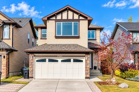Photo of 1580 New Brighton Drive SE, Calgary, AB T2Z 0P8 (MLS # A2353655)