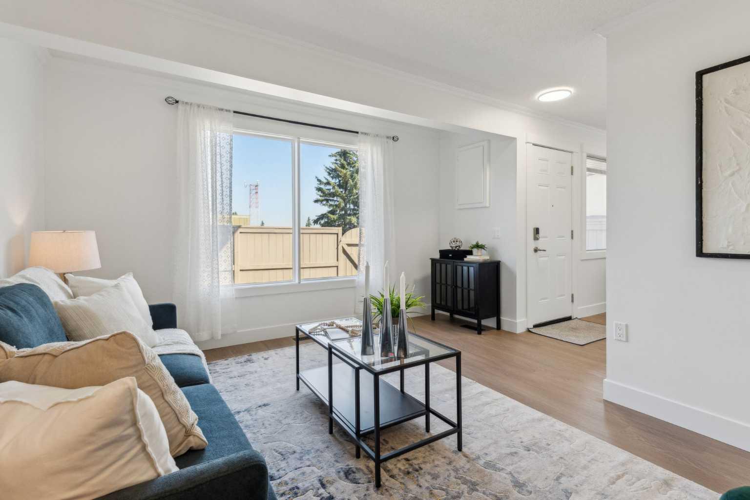 1055 72 Avenue NW 21