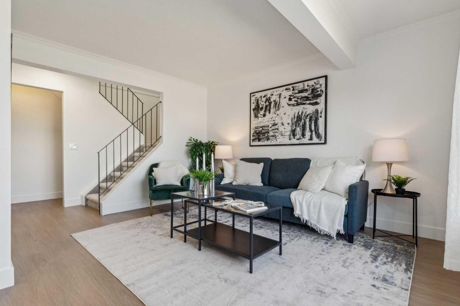 1055 72 Avenue NW 21