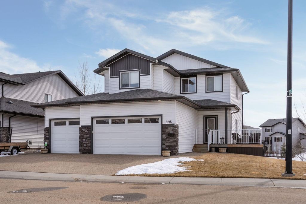 Photo of 5215 35 Avenue, Camrose, AB T4V 5H5 (MLS # A2294769)