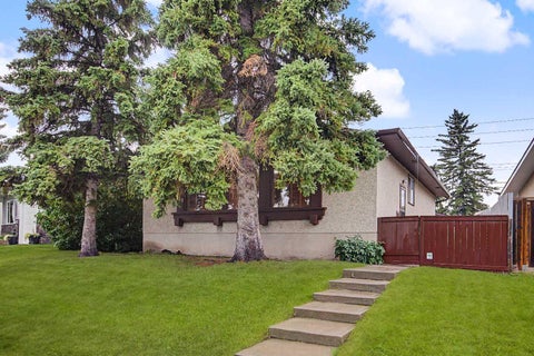 Photo of 619 Penbrooke Road SE, Calgary, AB T2A 3S9 (MLS # A2336777)