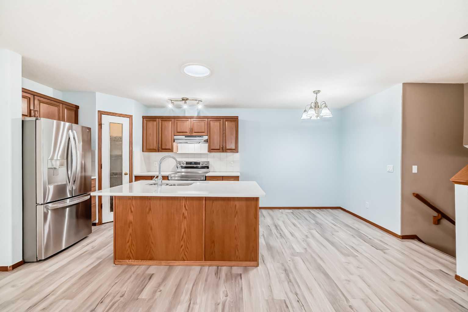 33 Stonegate Drive NW 11