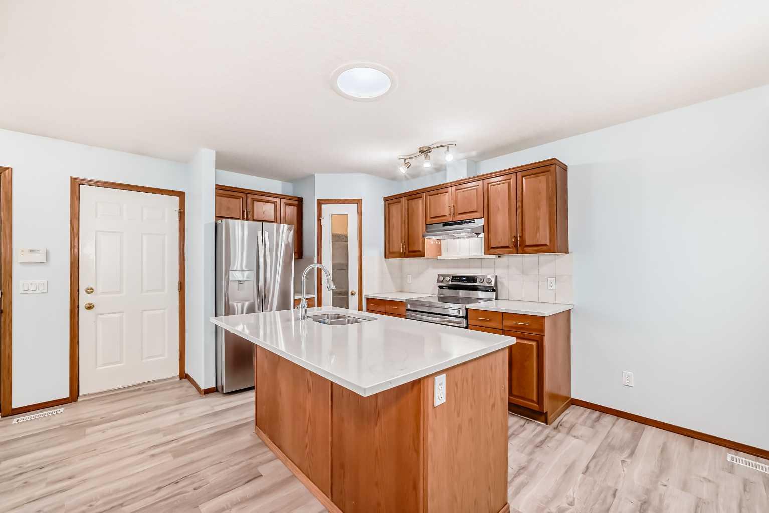 33 Stonegate Drive NW 11