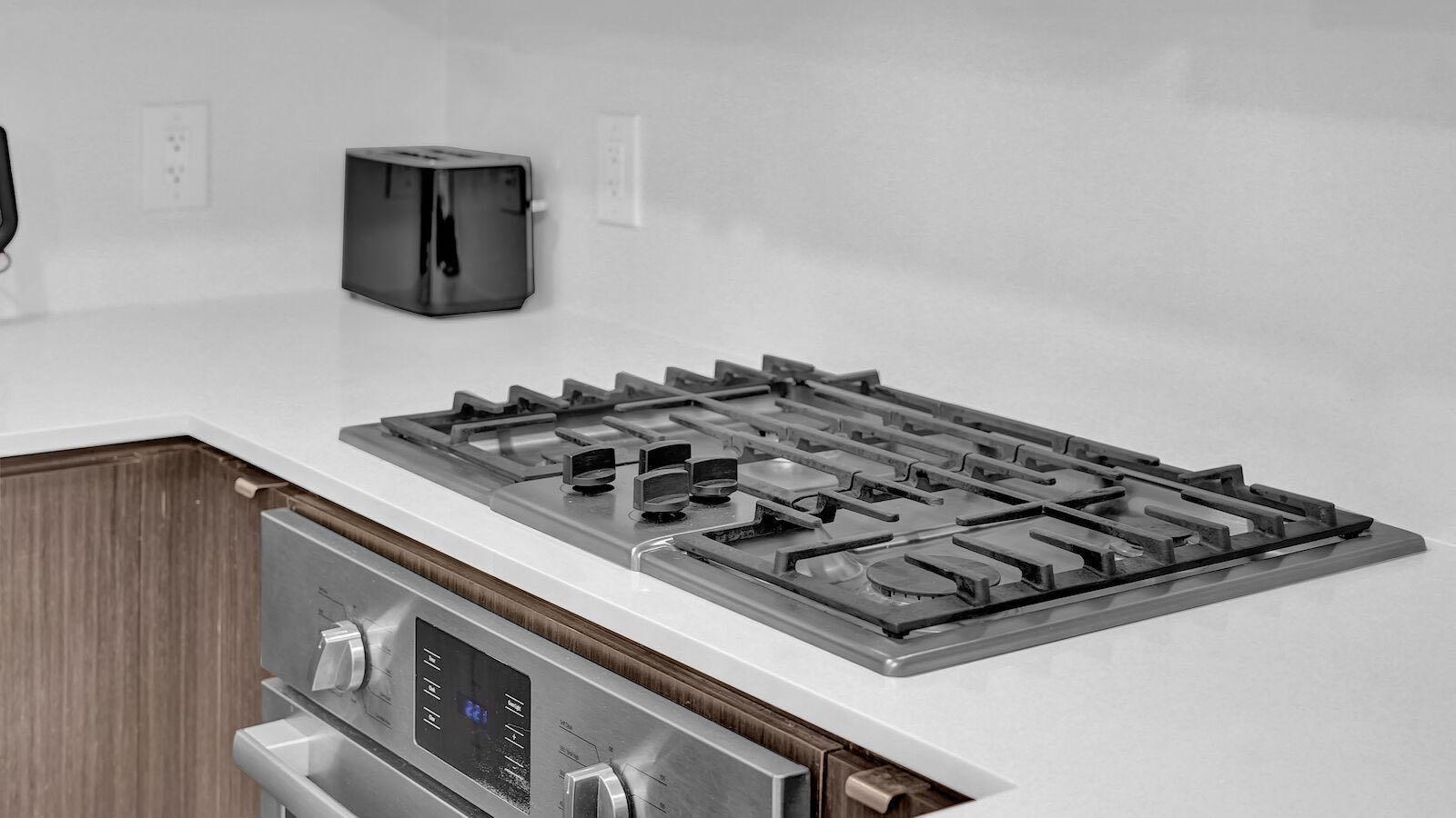 305 18 Avenue SW 212