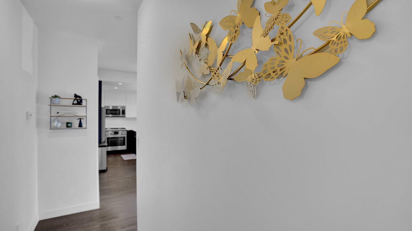 305 18 Avenue SW 212