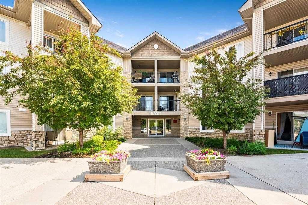 Photo of 2395 Eversyde Avenue SW #1128, Calgary, AB T2Y 0B5 (MLS # A2312397)