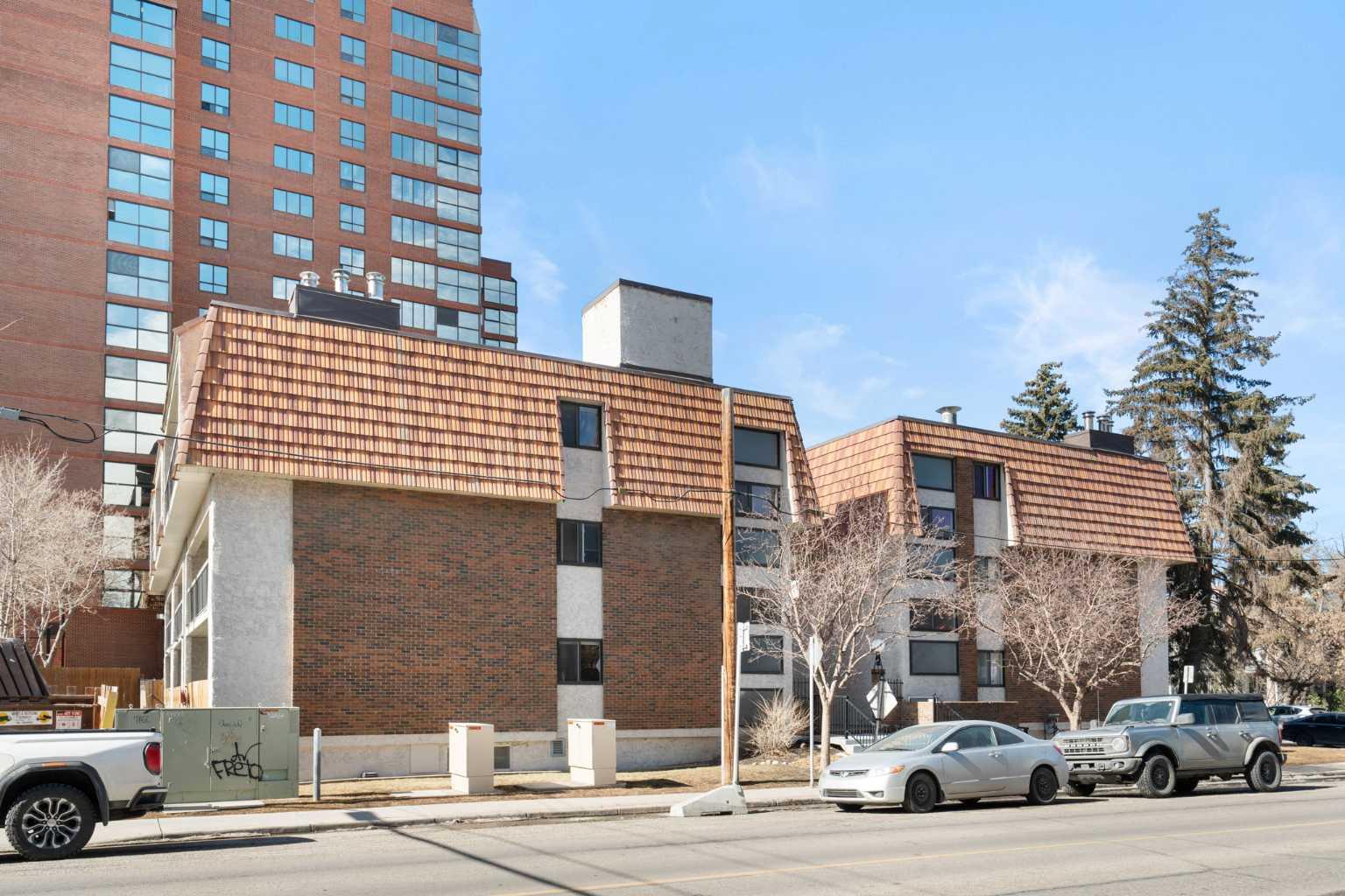 305 25 Avenue SW 304