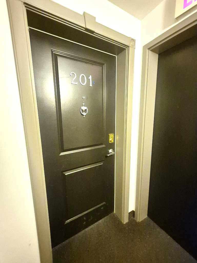 509 21 Avenue SW 201