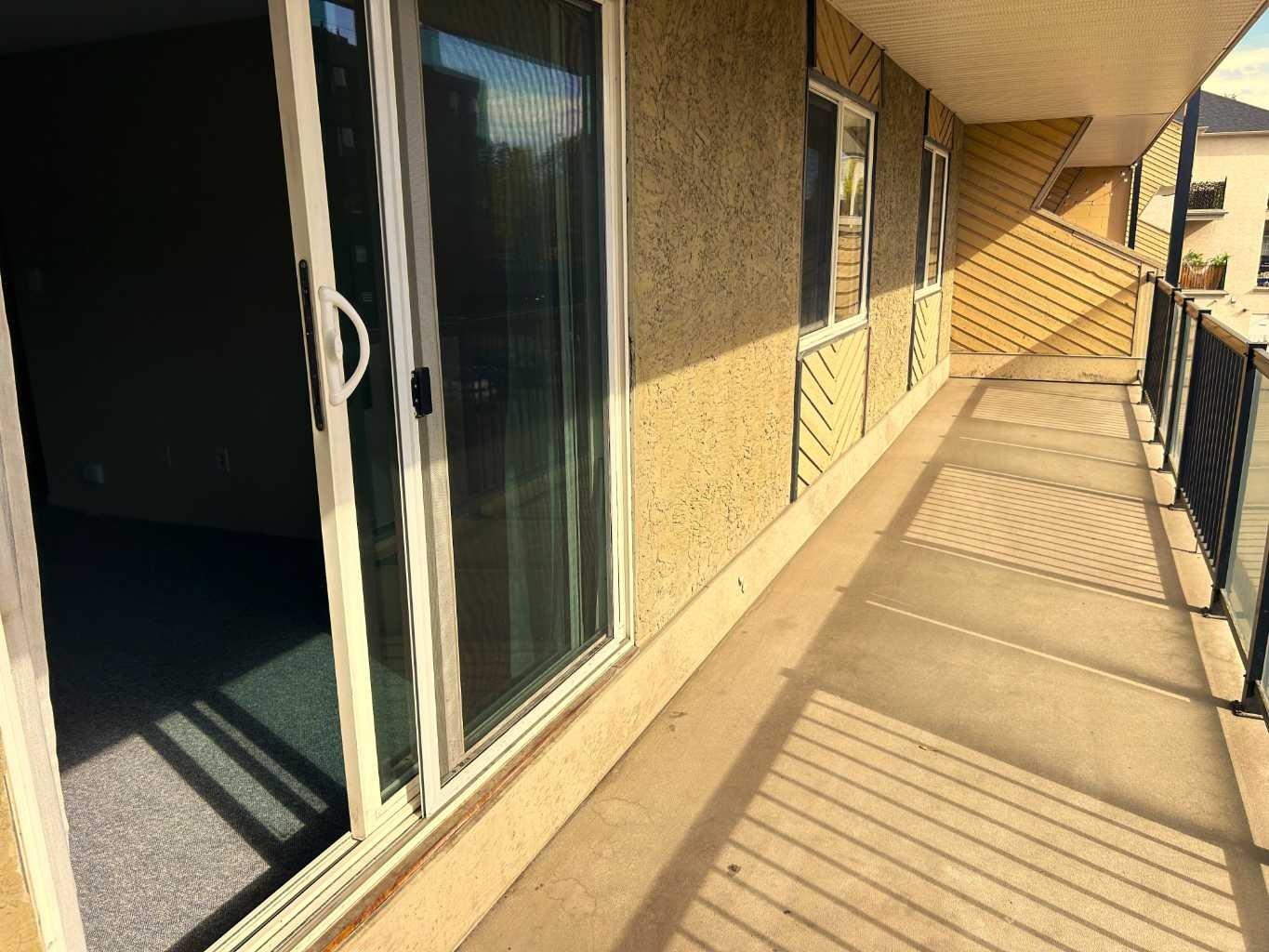 617 56 Avenue SW 307