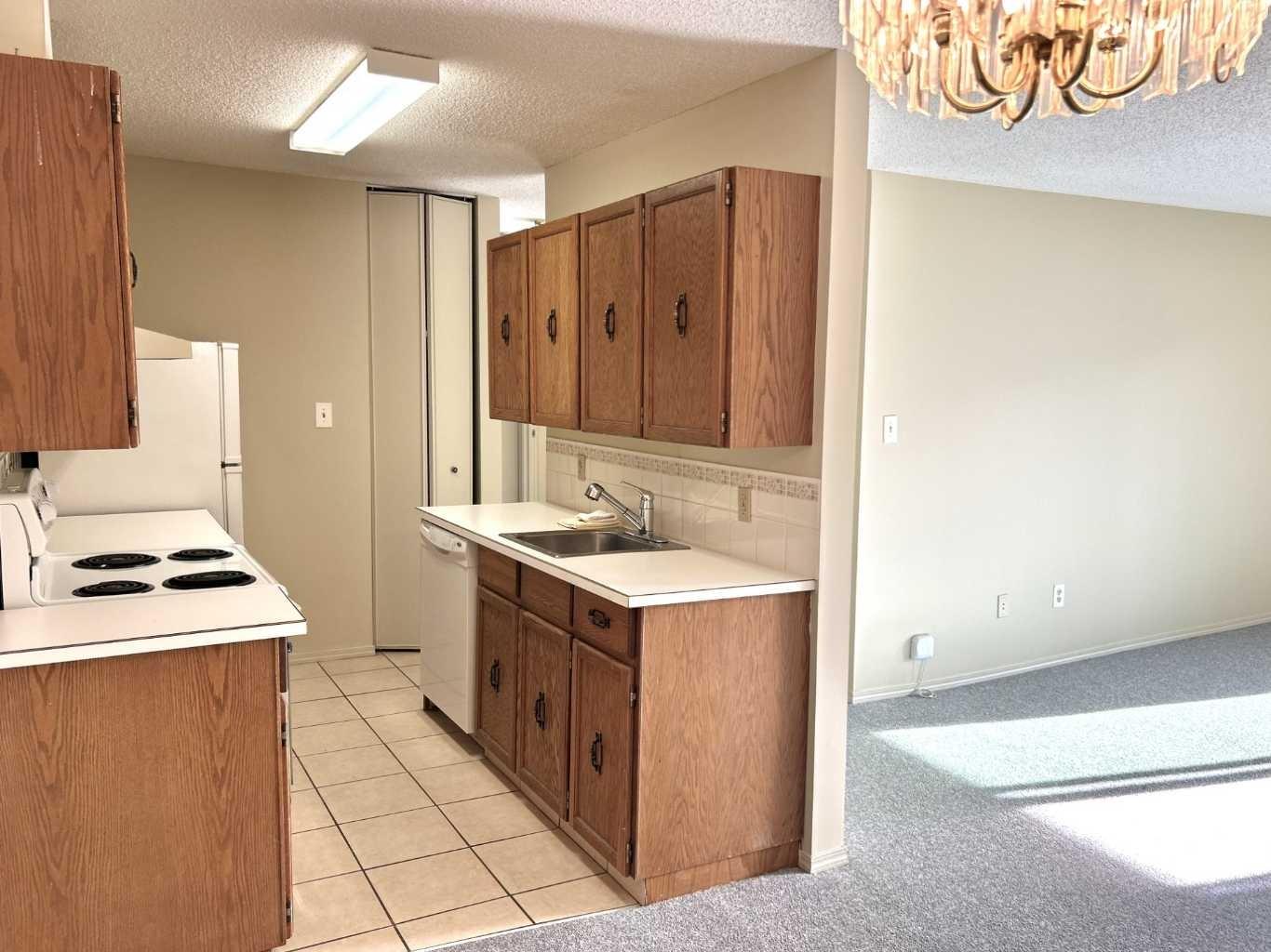 617 56 Avenue SW 307