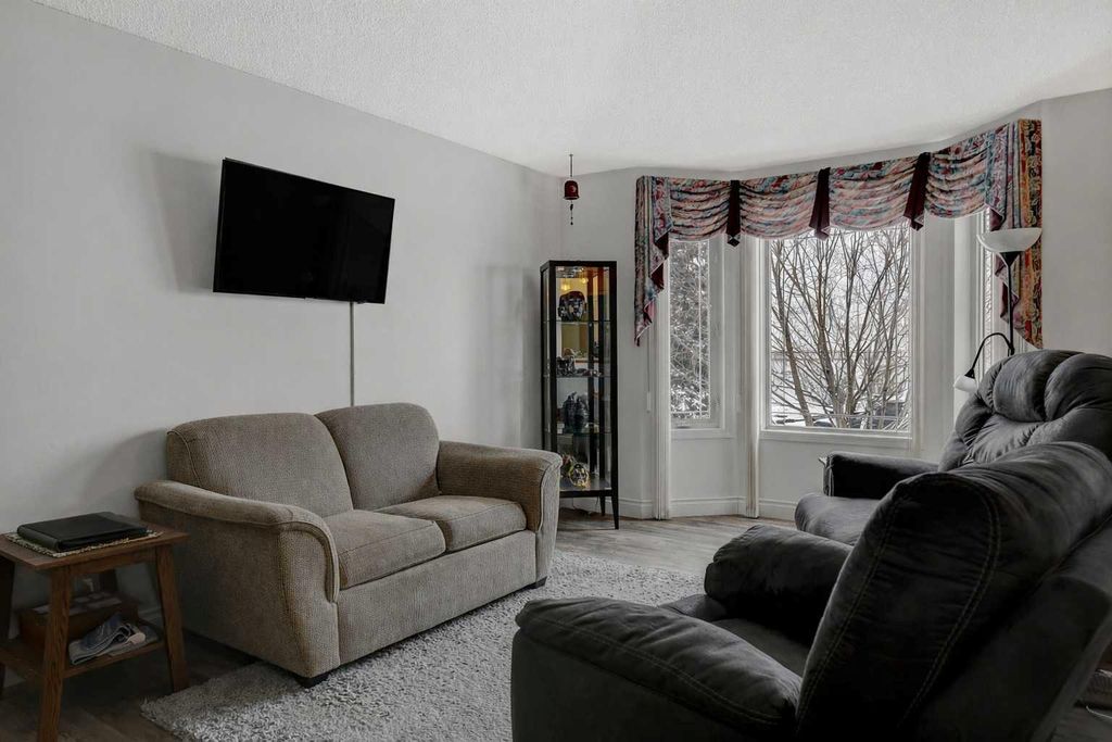 Photo of 7914 107 Street, Grande Prairie, AB T8W 2M1 (MLS # A2293253)