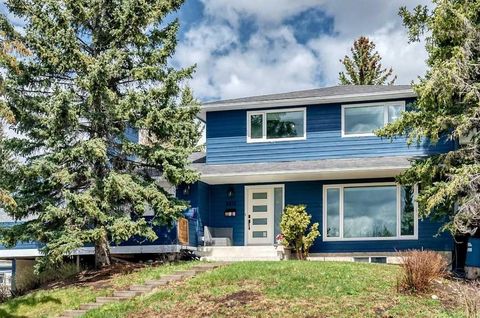 Photo of 5512 Dalwood Way NW, Calgary, AB T3A 1S7 (MLS # A2308480)