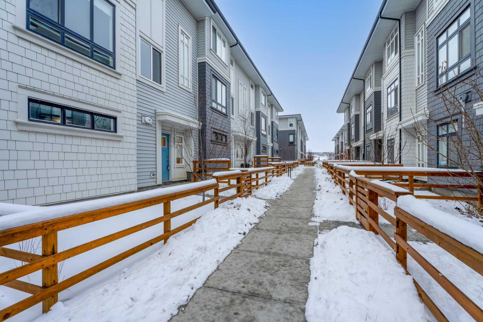 857 BELMONT Drive SW 528