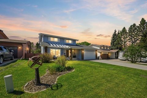 Photo of 75 Hill Crescent, Red Deer, AB T4N 6G3 (MLS # A2315039)