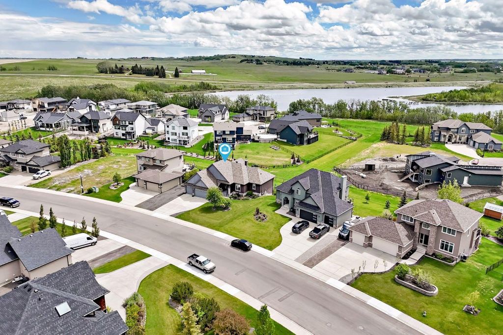Photo of 27 Monterra Link, Rural Rocky View County, AB T4C 0G7 (MLS # A2319907)