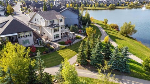 Photo of 66 Legacy Green SE, Calgary, AB T2X 0X6 (MLS # A2348808)