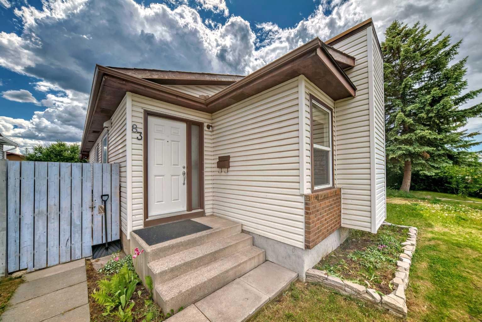 83 Whitworth Way NE