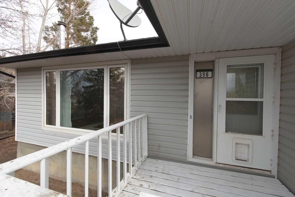 Photo of 396 8 Street, Dunmore, AB T1B 0K1 (MLS # A2294082)