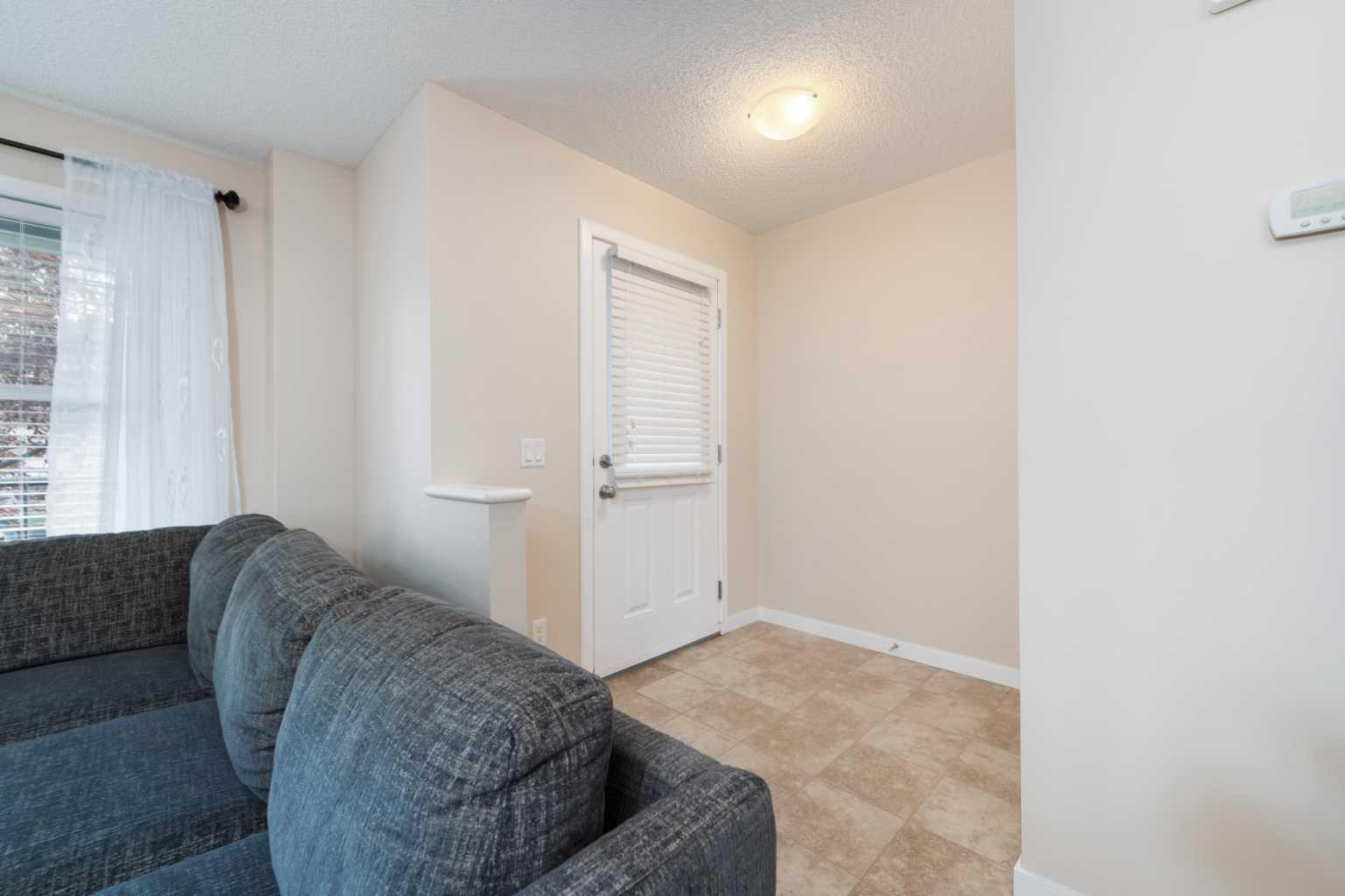 106 Panora Road NW